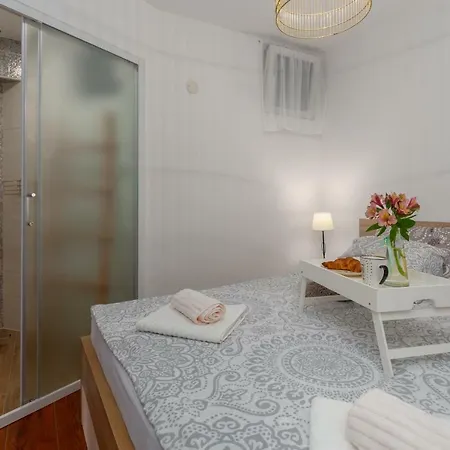 Henna Apartament *
