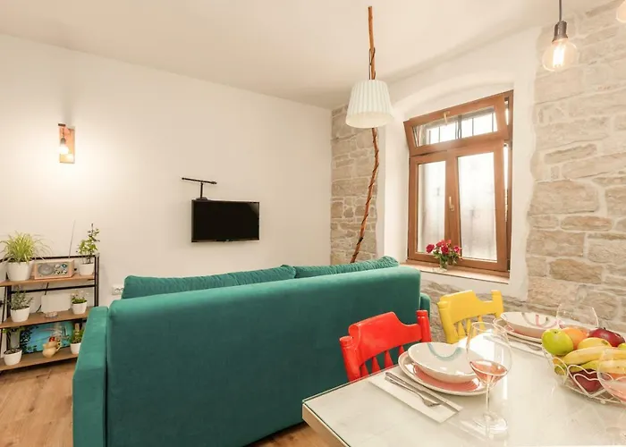 Henna Apartmán Pula